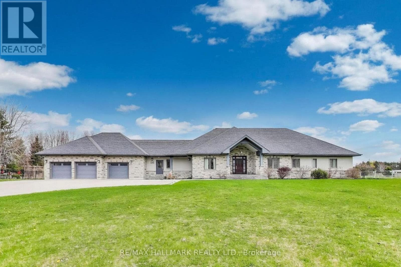67 GRAYFIELD DRIVE in Ballantrae-Stouffville