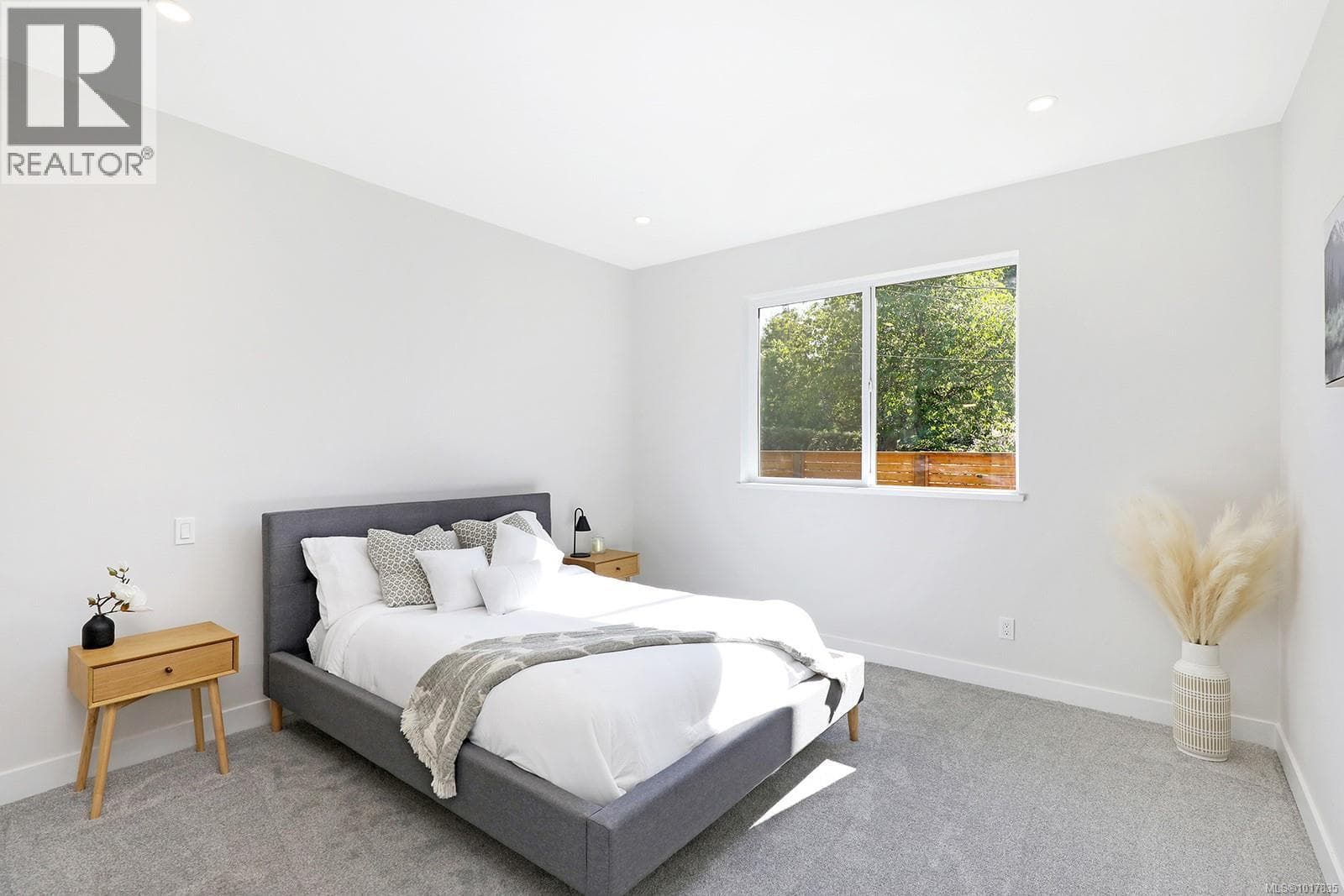 29 1505 Croation Rd — photo 4