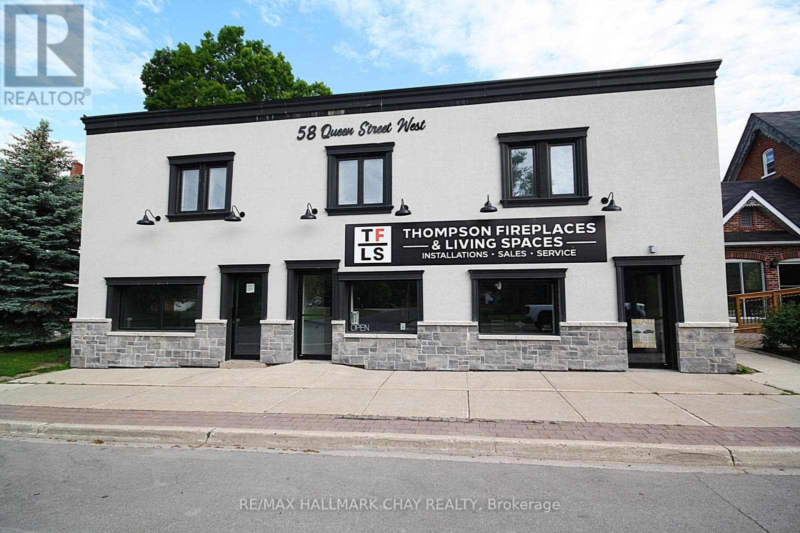 58 QUEEN ST STREET W, Toronto — photo 2