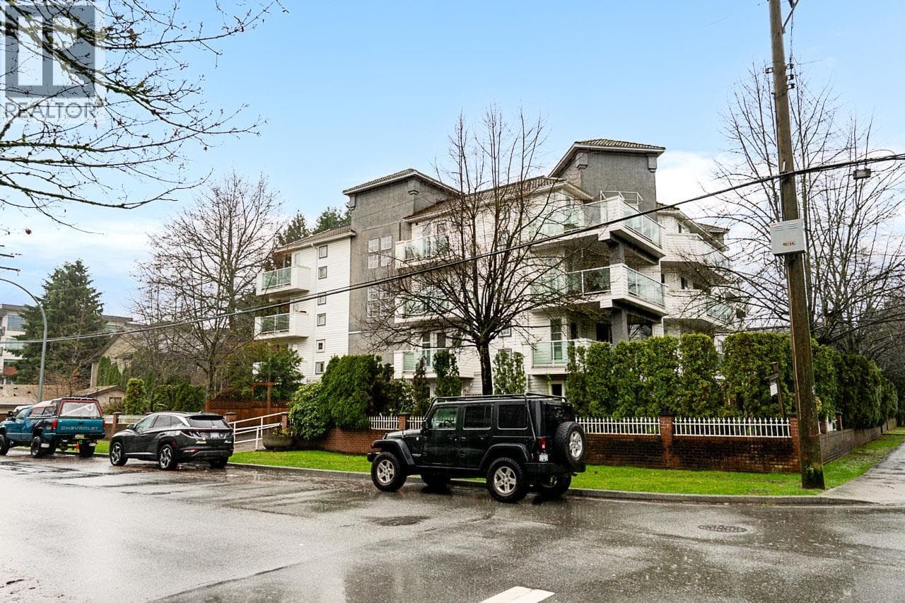 203 2983 CAMBRIDGE STREET in Port Coquitlam