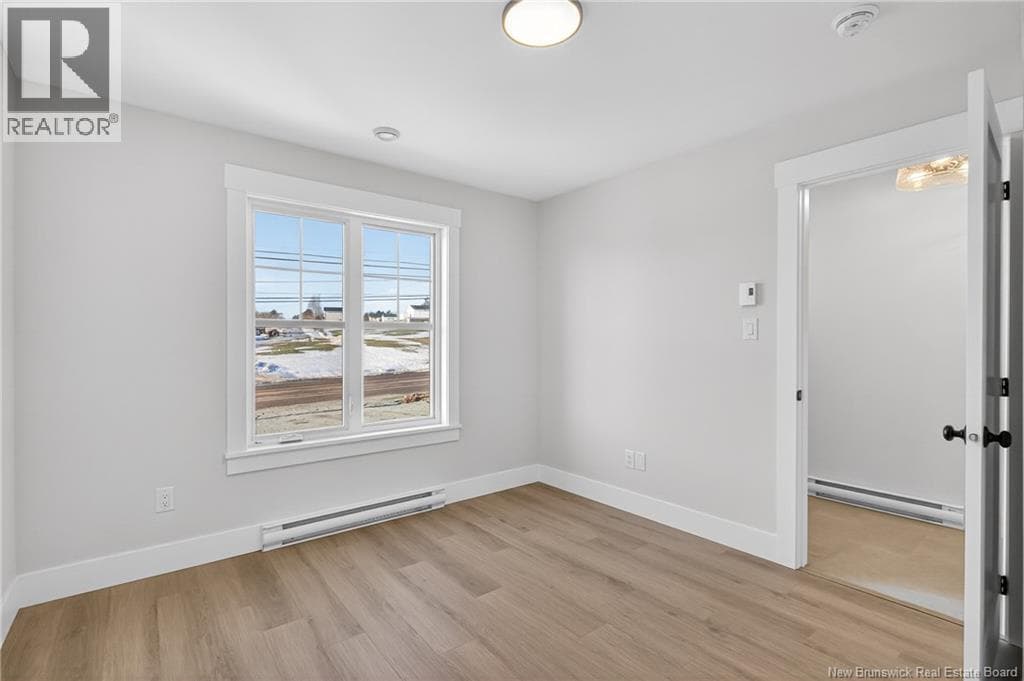 436 La Vallee Unit# 1, New Brunswick — photo 3