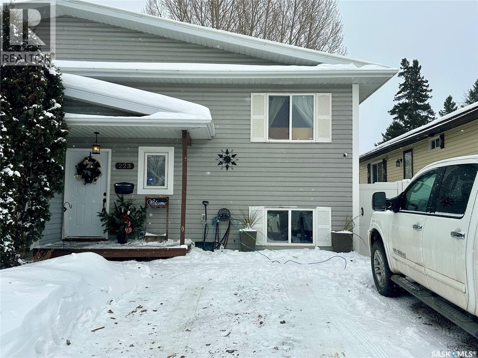 223 Lochrie CRESCENT in Fairhaven