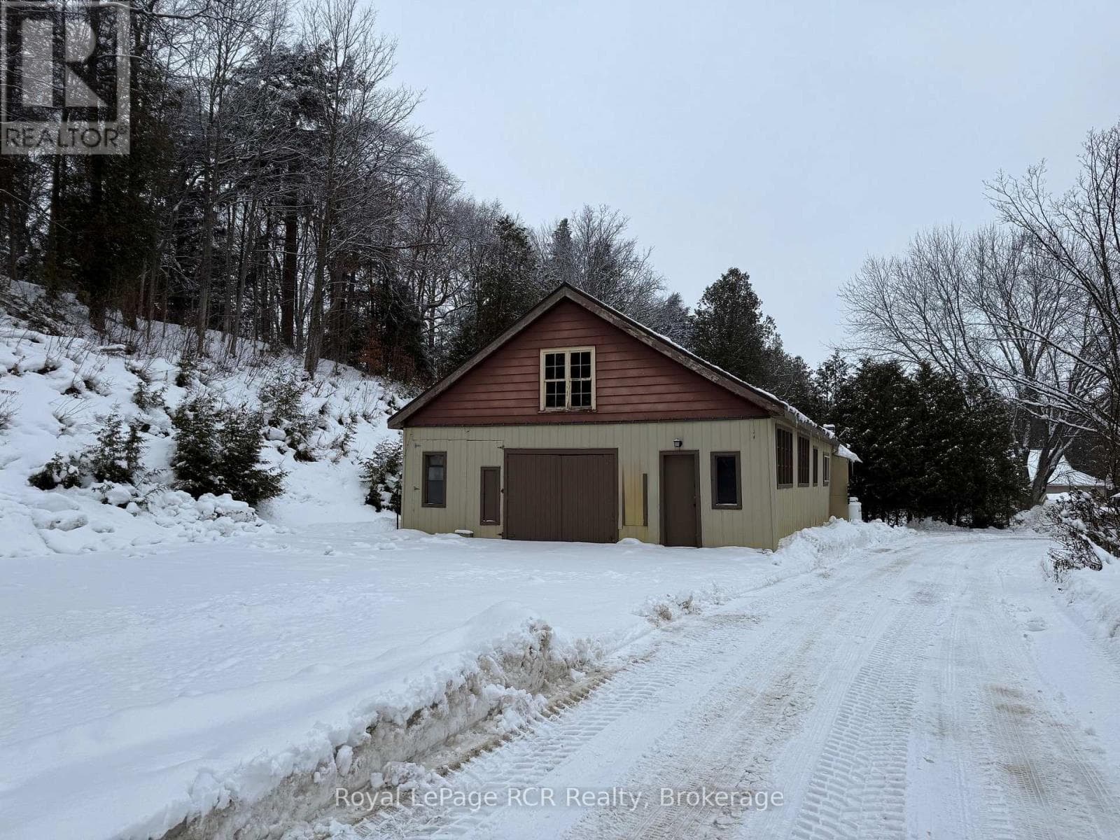 30 SYDENHAM STREET — photo 2