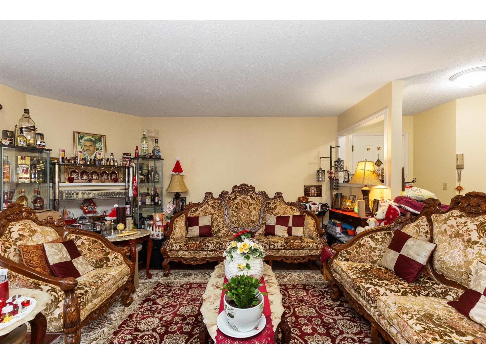 39 33123 GEORGE FERGUSON WAY — photo 3