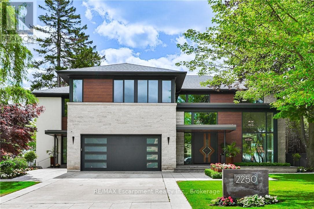 2250 CHANCERY LANE WEST — photo 2
