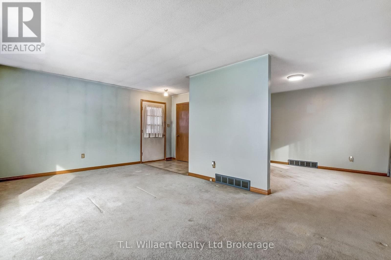 80 GLENDALE DRIVE — photo 3