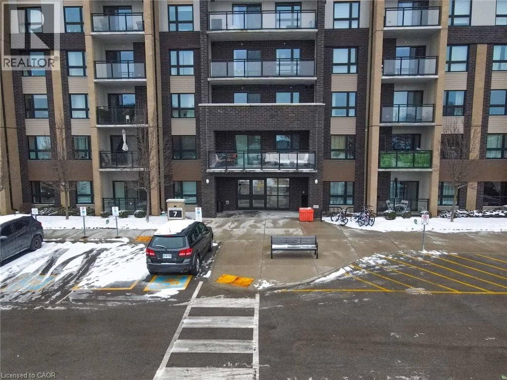 7 KAY Crescent Unit# 107, Cornerstone — photo 5