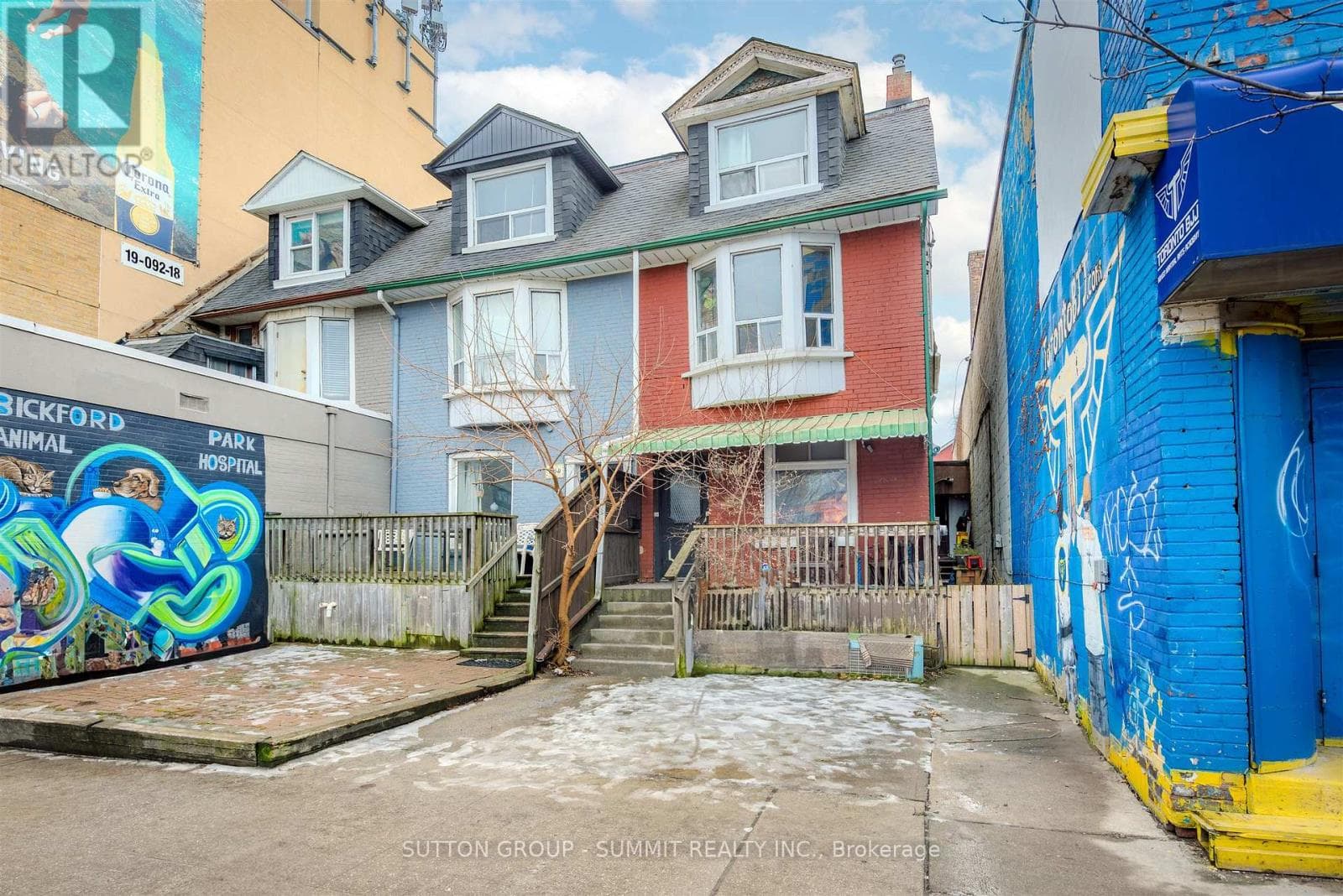 811 BLOOR STREET WEST in Palmerston-Little Italy