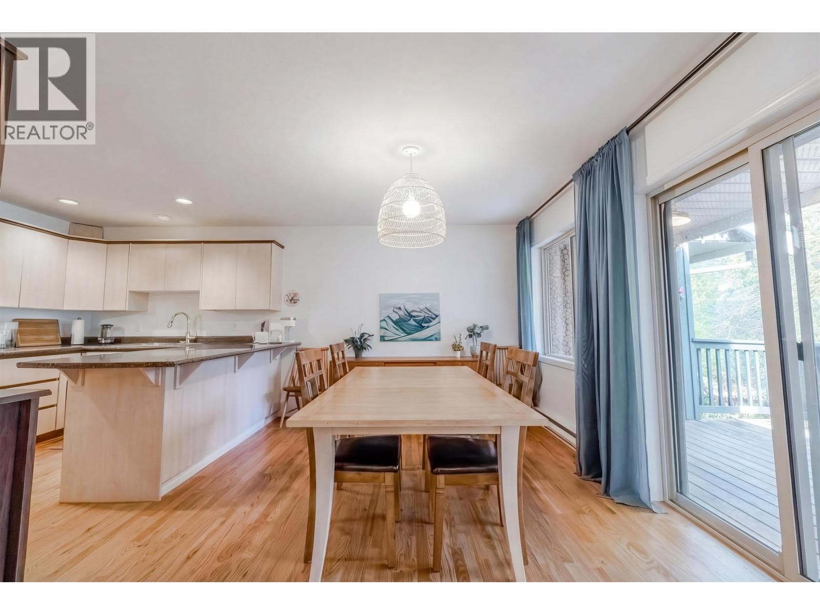 7 1158 CARMEL PLACE — photo 5