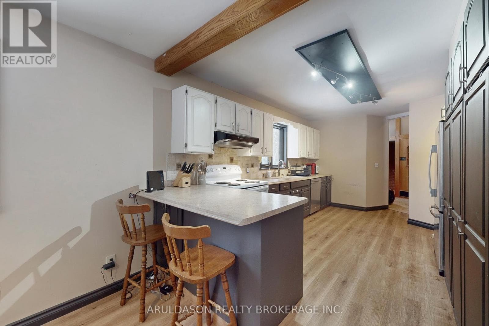 1208 BIRCHCLIFFE CRESCENT, Toronto — photo 5