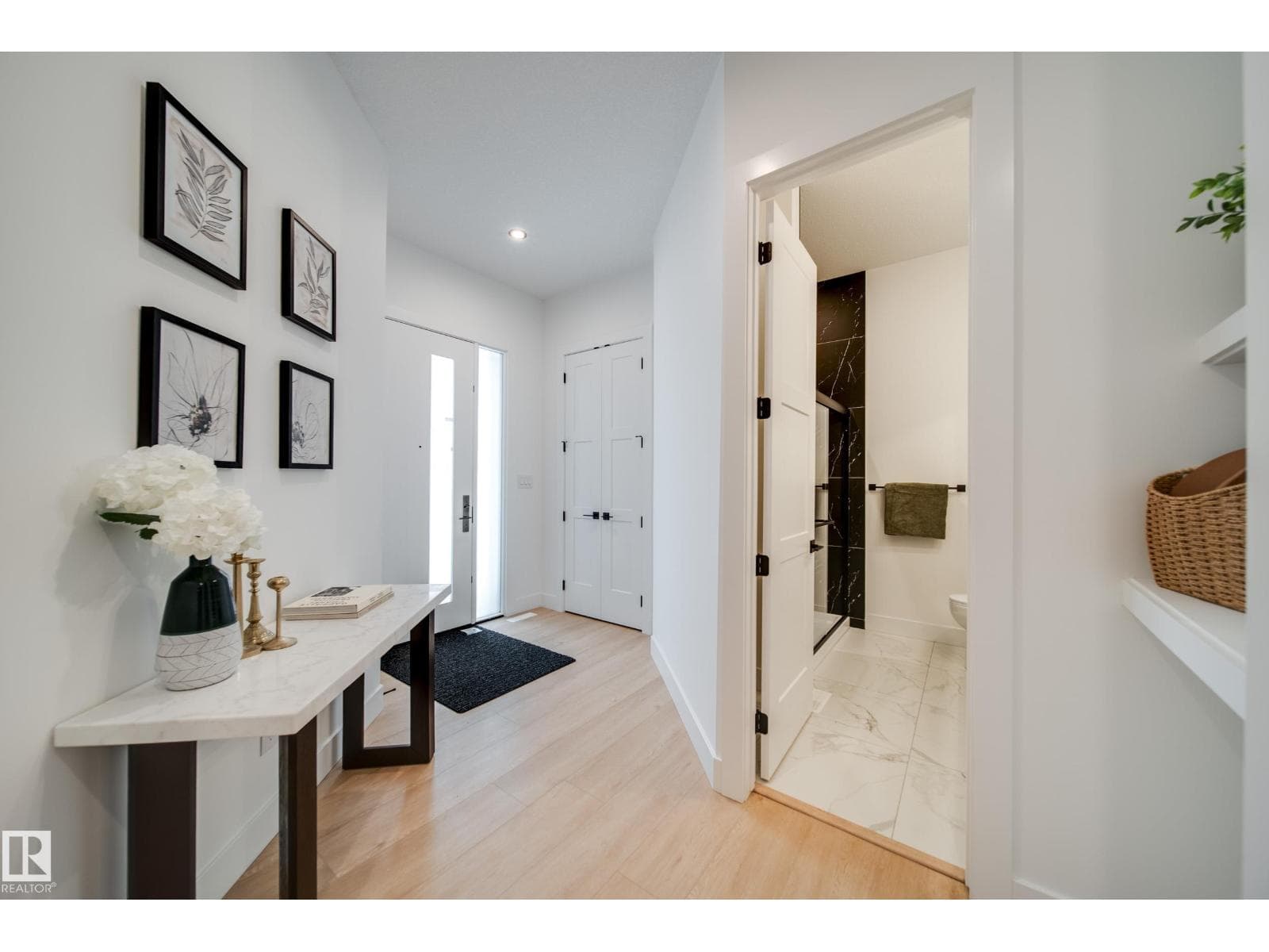 #2 20425 93 AV NW, Edmonton — photo 2