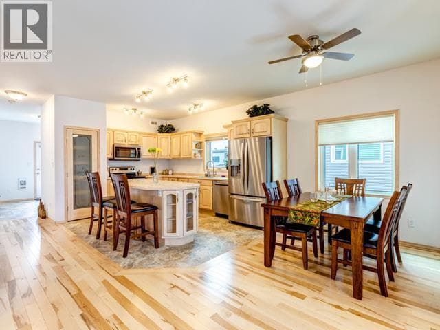 24 FLORA AVENUE in 