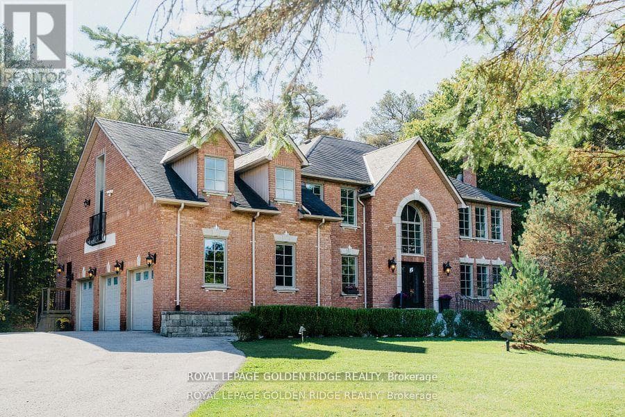 8 GREENVALLEY CIRCLE in Ballantrae-Stouffville