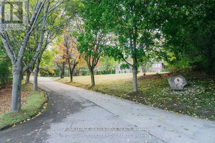 8 GREENVALLEY CIRCLE — photo 2