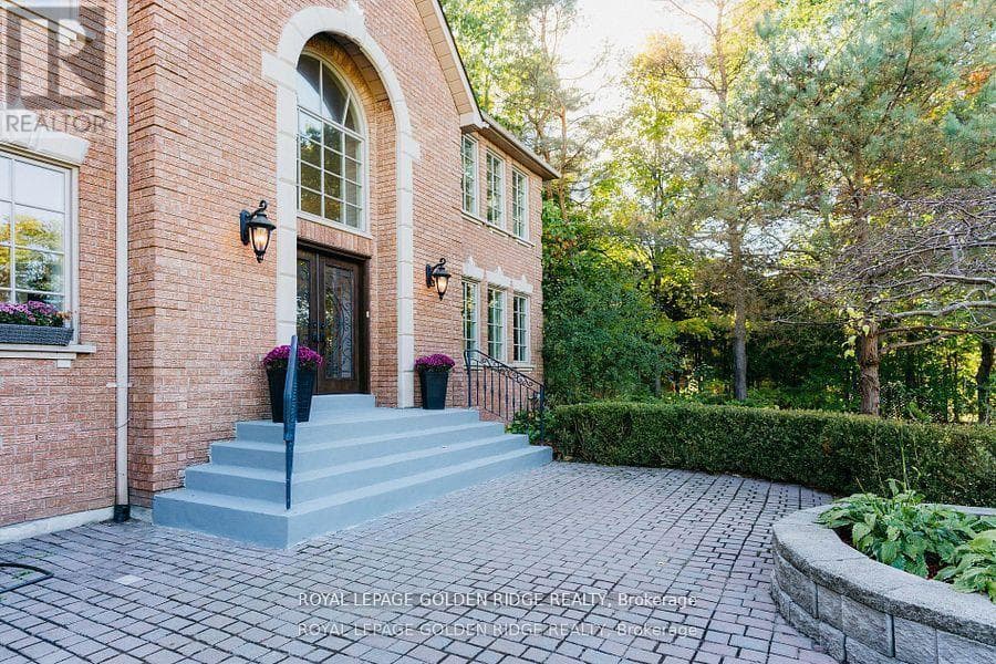 8 GREENVALLEY CIRCLE — photo 5