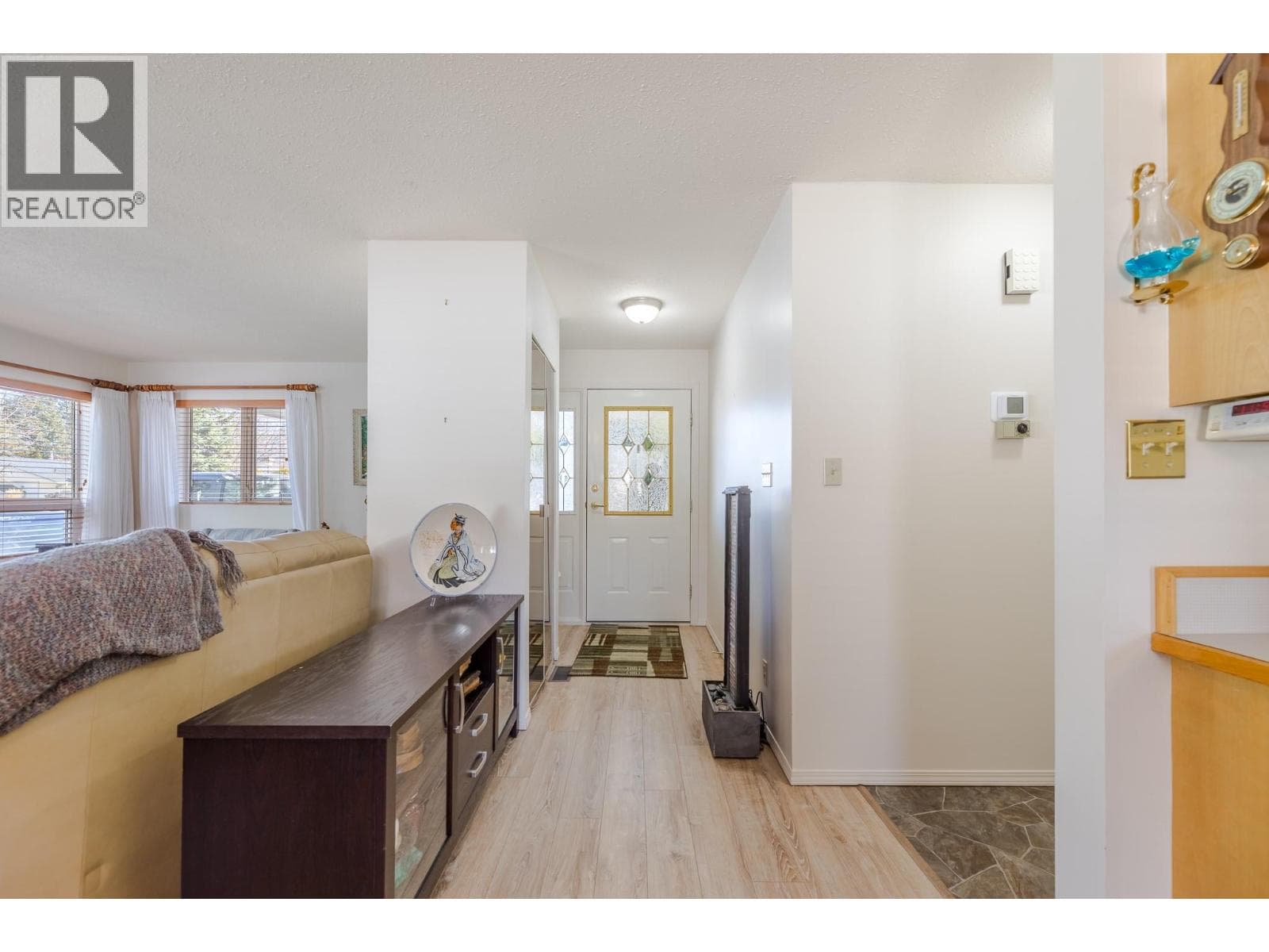 17017 SNOW AVENUE UNIT 12, Interior REALTORS® — photo 3