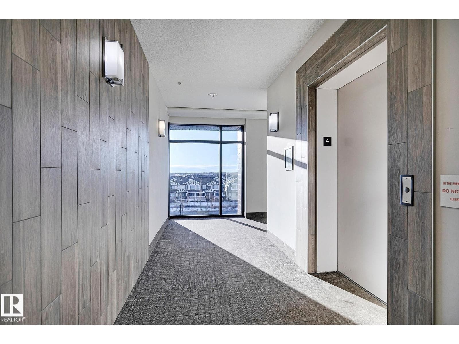 #403 1004 ROSENTHAL BV NW — photo 3
