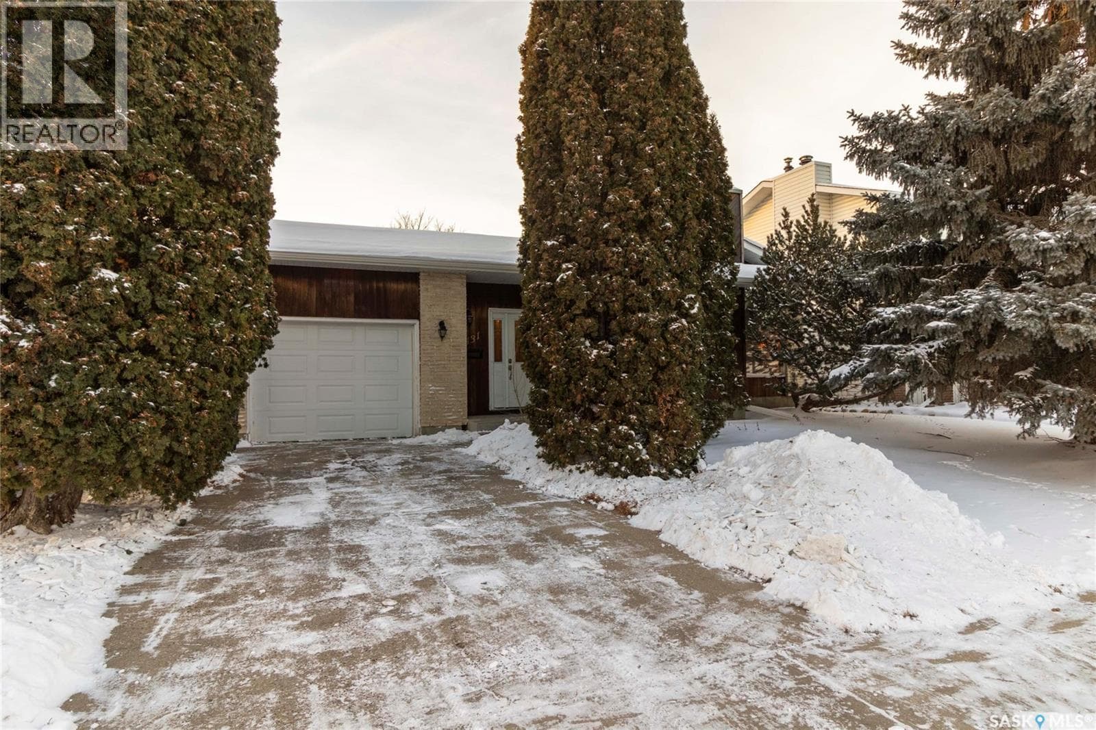 131 Tobin CRESCENT — photo 2