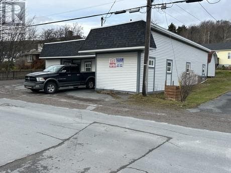 48 Crowdy Street, Newfoundland & Labrador — photo 2