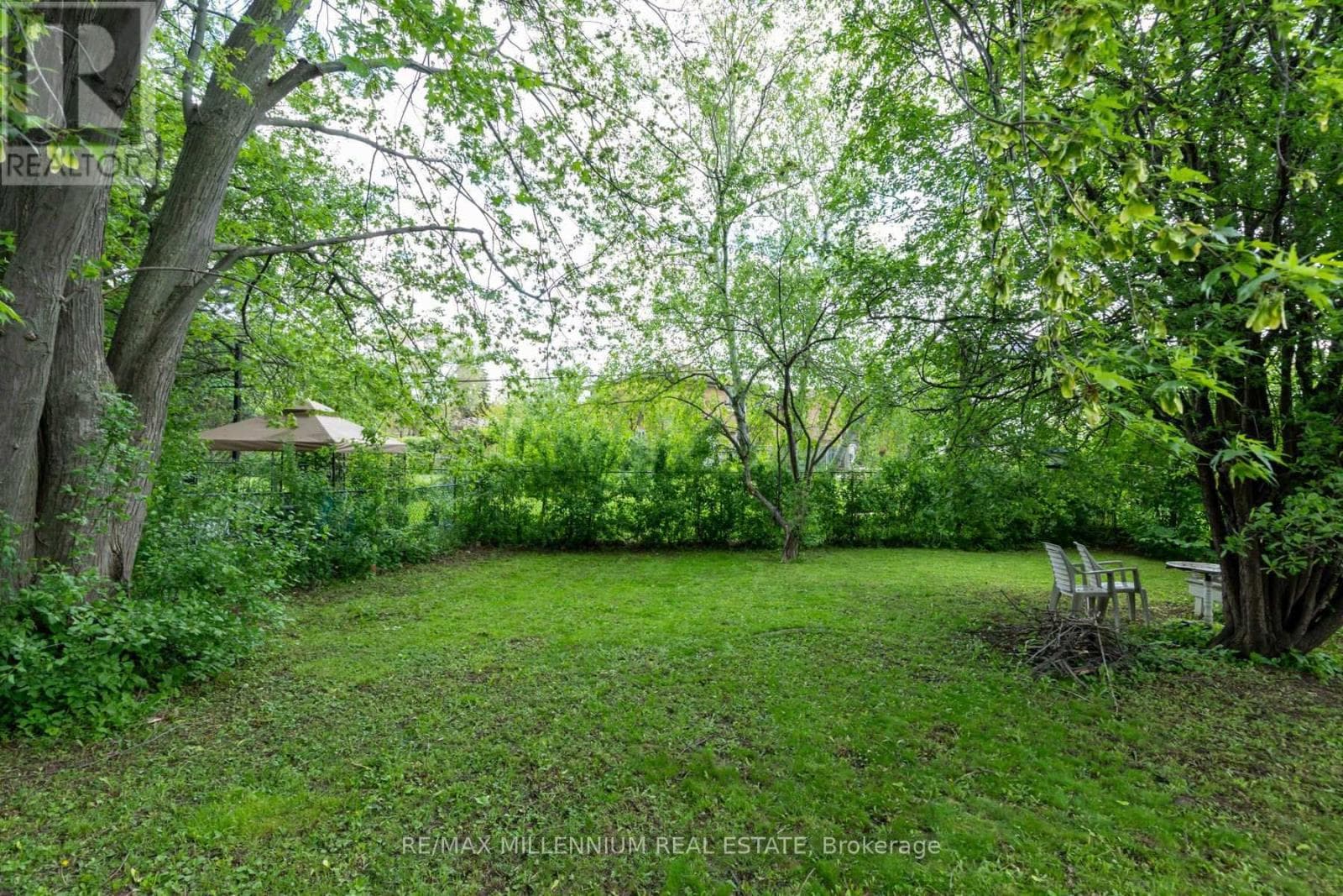484 DREWRY AVENUE, Toronto — photo 2