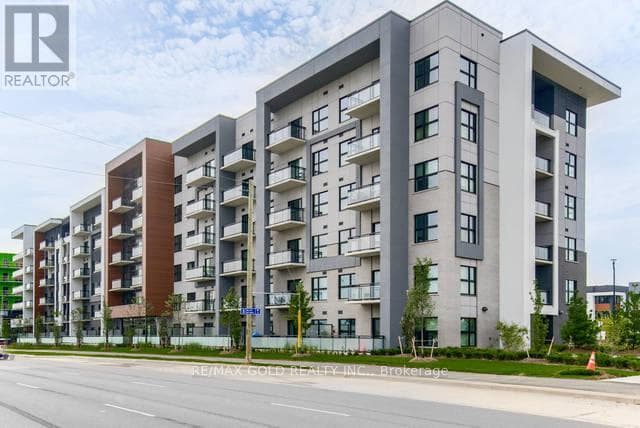 609 - 128 GROVEWOOD COMMON in River Oaks