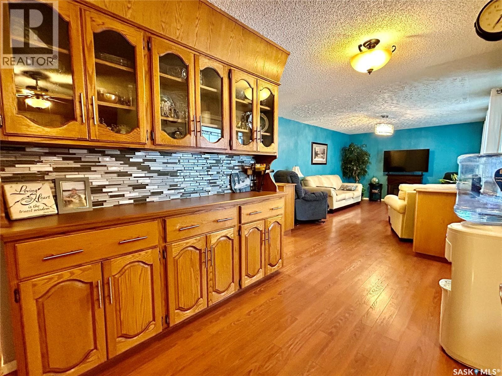 700 9th AVENUE W in 