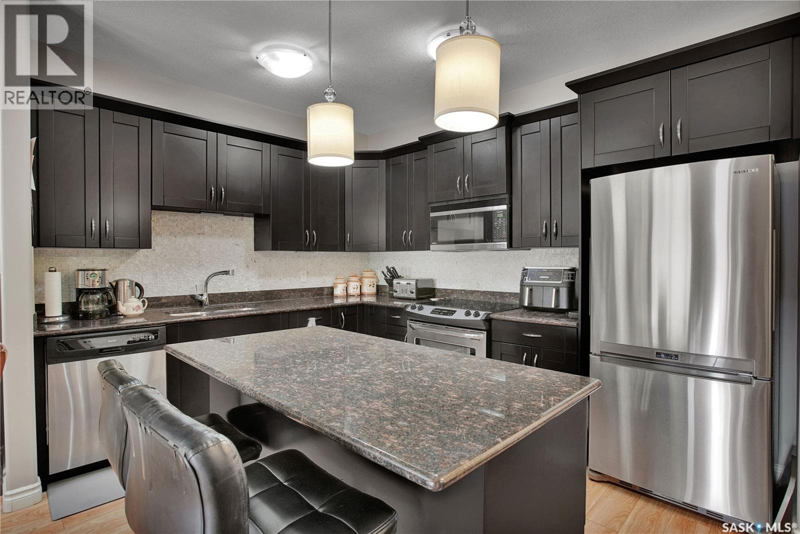 209 2730 Main STREET in Greystone Heights