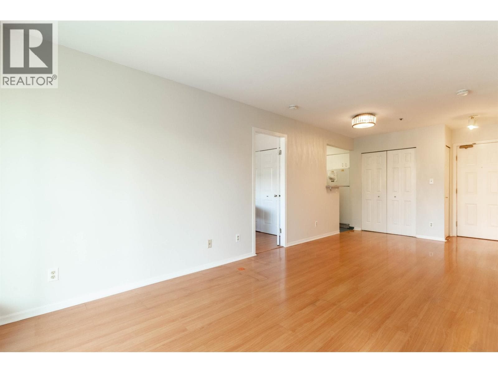 205 2238 ETON STREET, Greater Vancouver — photo 3