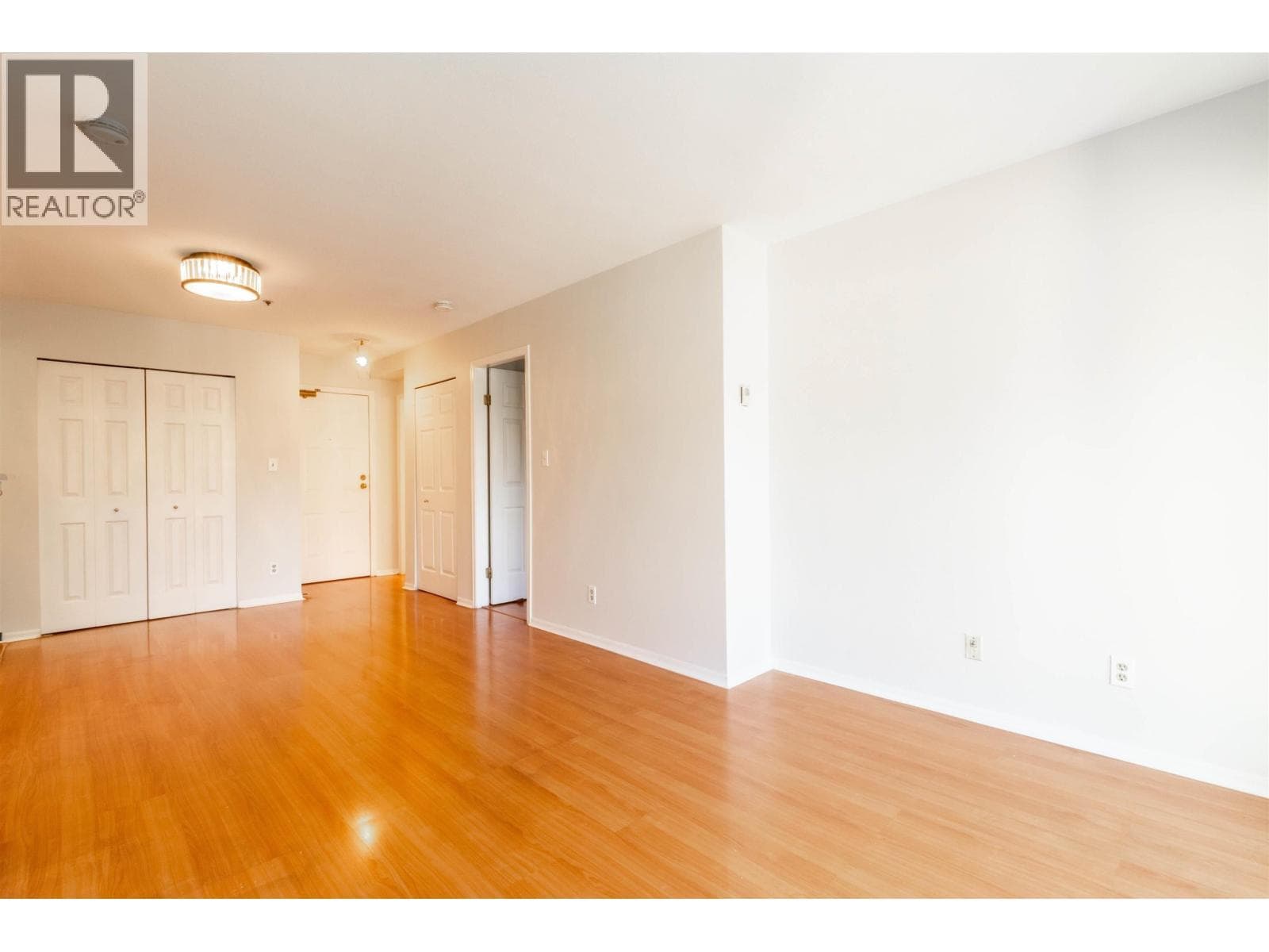 205 2238 ETON STREET, Greater Vancouver — photo 4