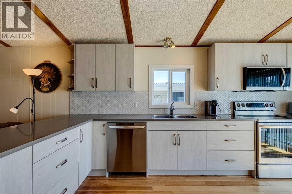 101, 99 Arbour Lake Road NW, Calgary — photo 2
