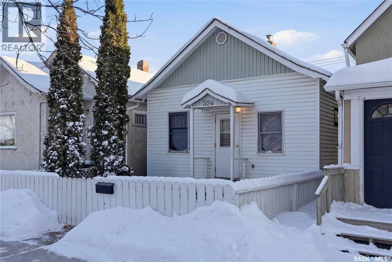 324 AVENUE I — photo 2