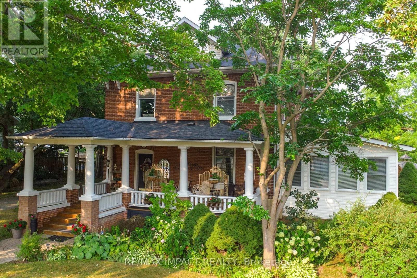 33 DIVISION STREET, Central Lakes — photo 2