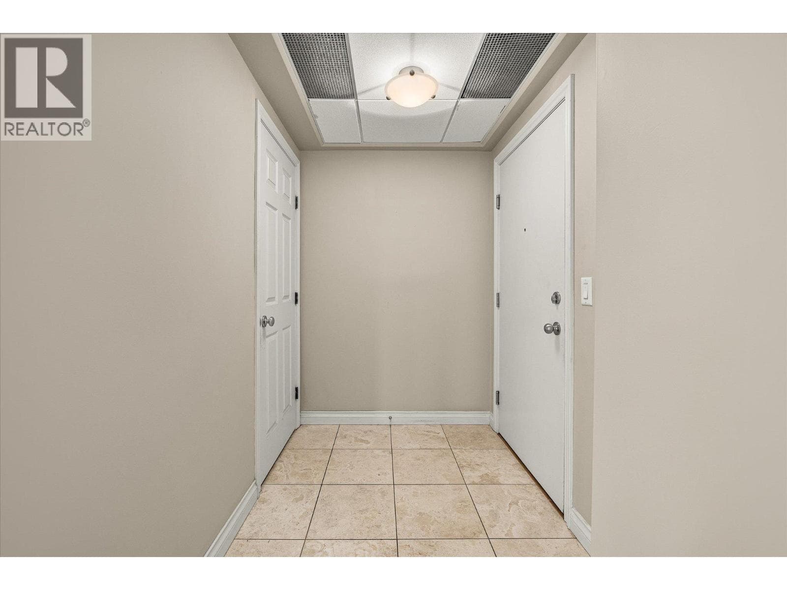 3178 VIADUCT CENTRAL DRIVE UNIT 2211, Interior REALTORS® — photo 4
