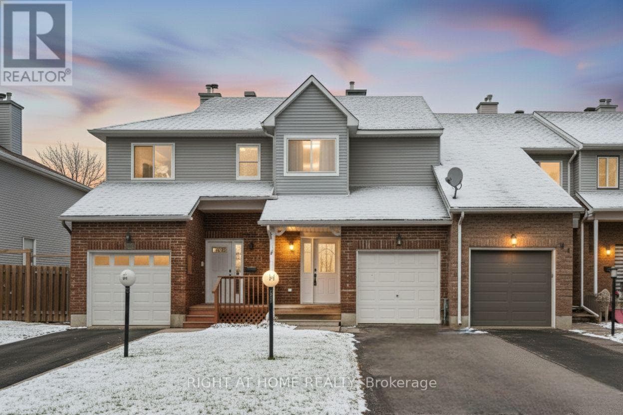 70 HALLEY STREET in OLD BARRHAVEN WEST
