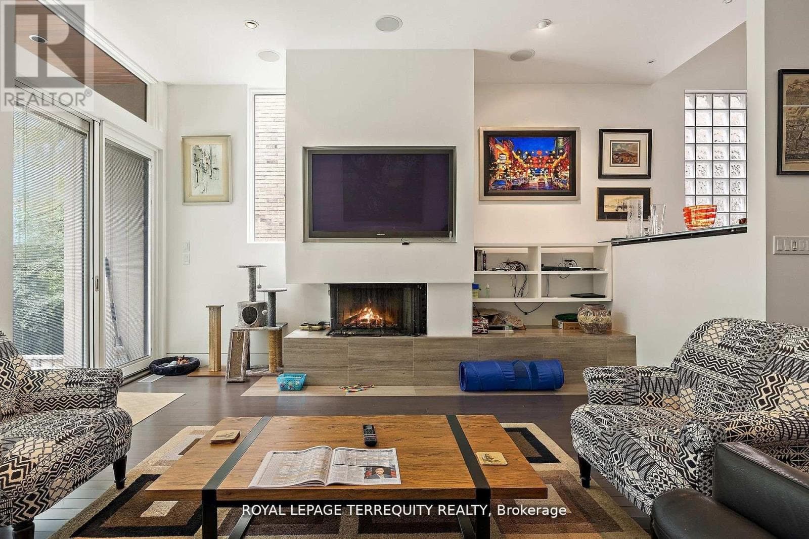 317 KEEWATIN AVENUE in Mount Pleasant East