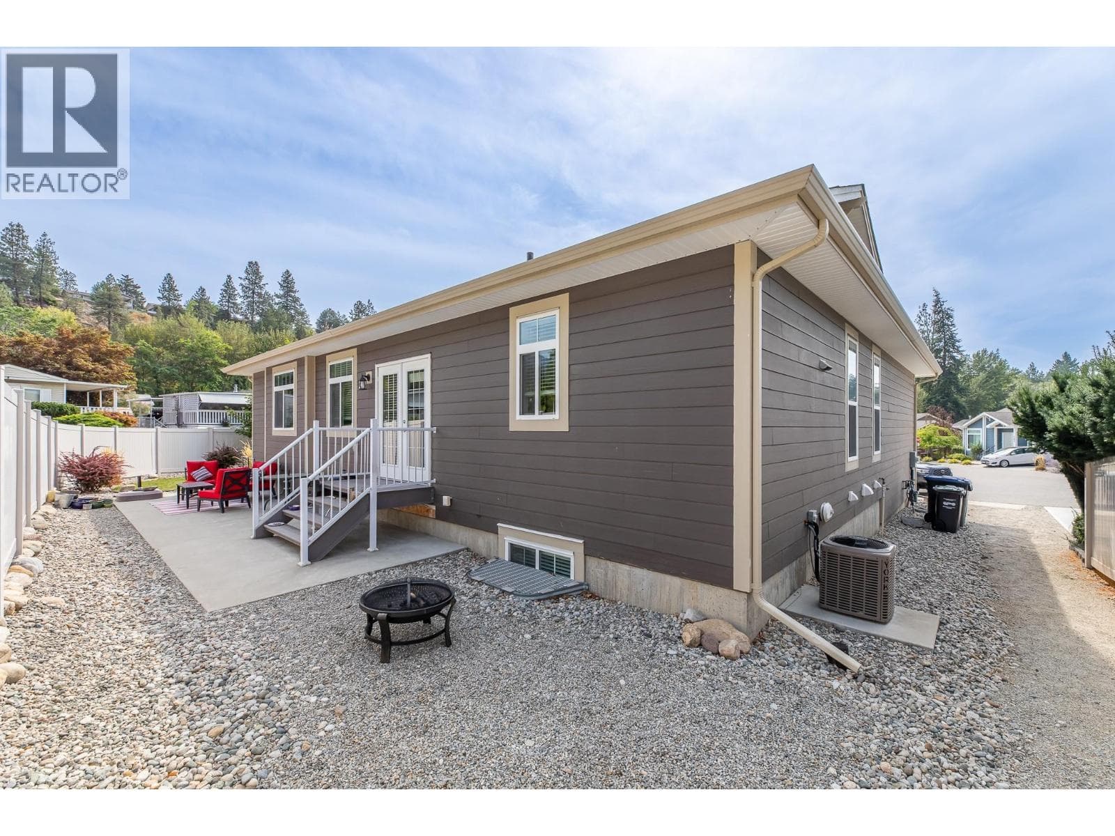 165 1675 PENTICTON AVENUE, Interior REALTORS® — photo 2