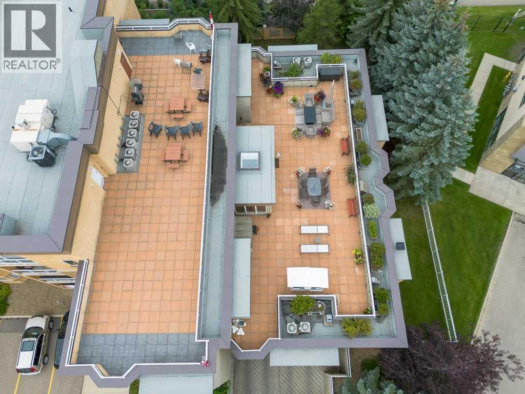 304, 5300 48 Street in 