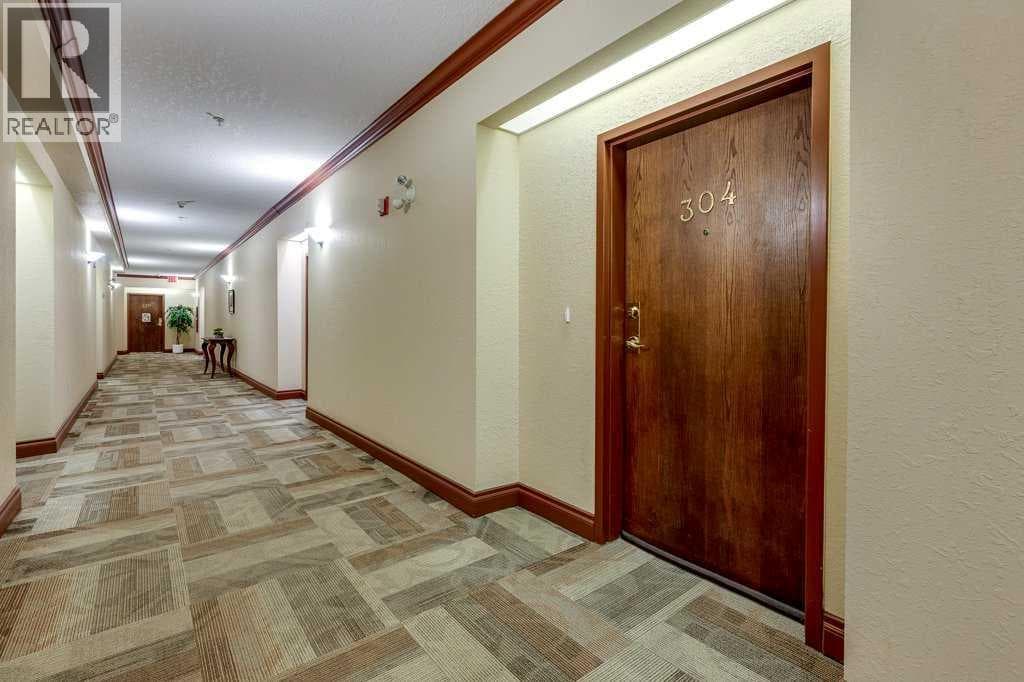 304, 5300 48 Street, Red Deer (Central Alberta) — photo 2