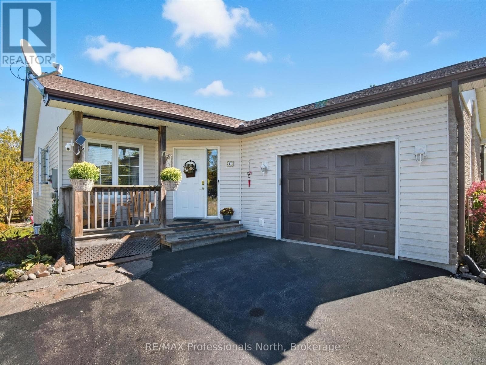 17 KEALL CRESCENT in 