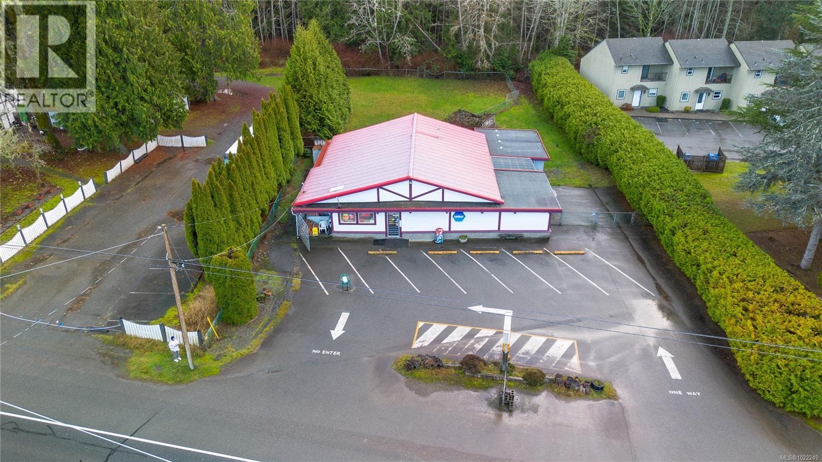 3346 Island Hwy W, Vancouver Island — photo 5