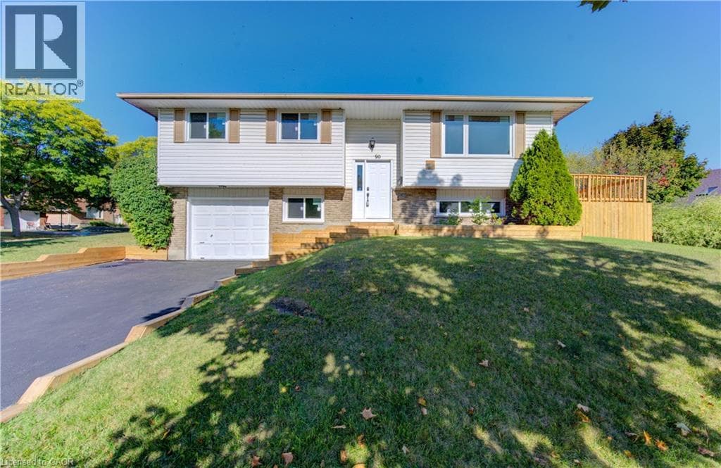 90 CULPEPPER DRIVE in Beechwood