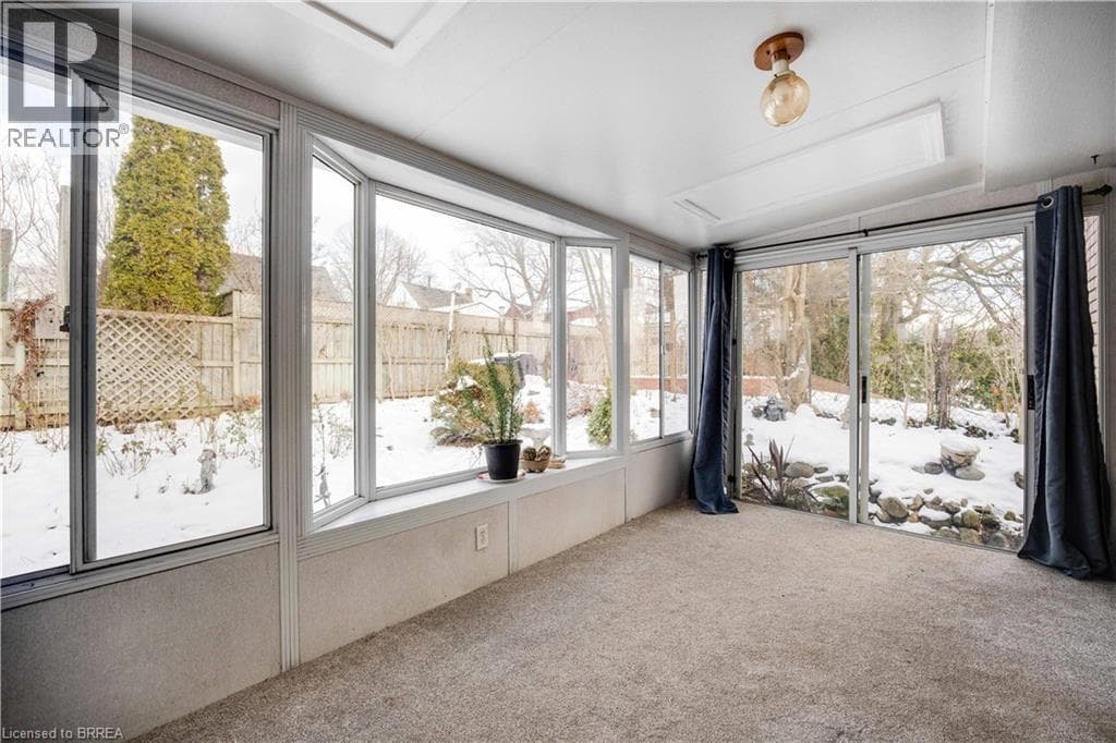 133 BURWELL STREET, Brantford — photo 3
