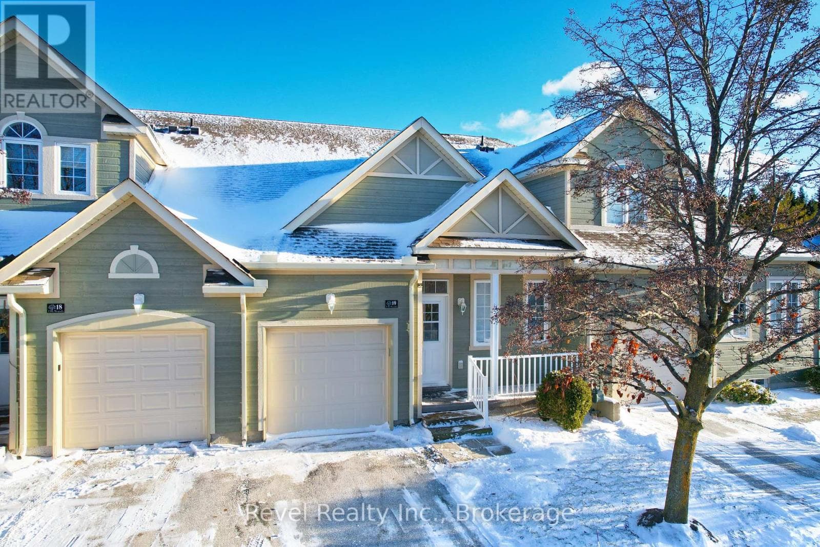 19 - 110 NAPIER STREET W in 