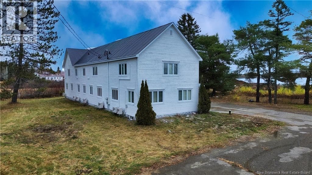 35 Juniper Mill Road, New Brunswick — photo 2