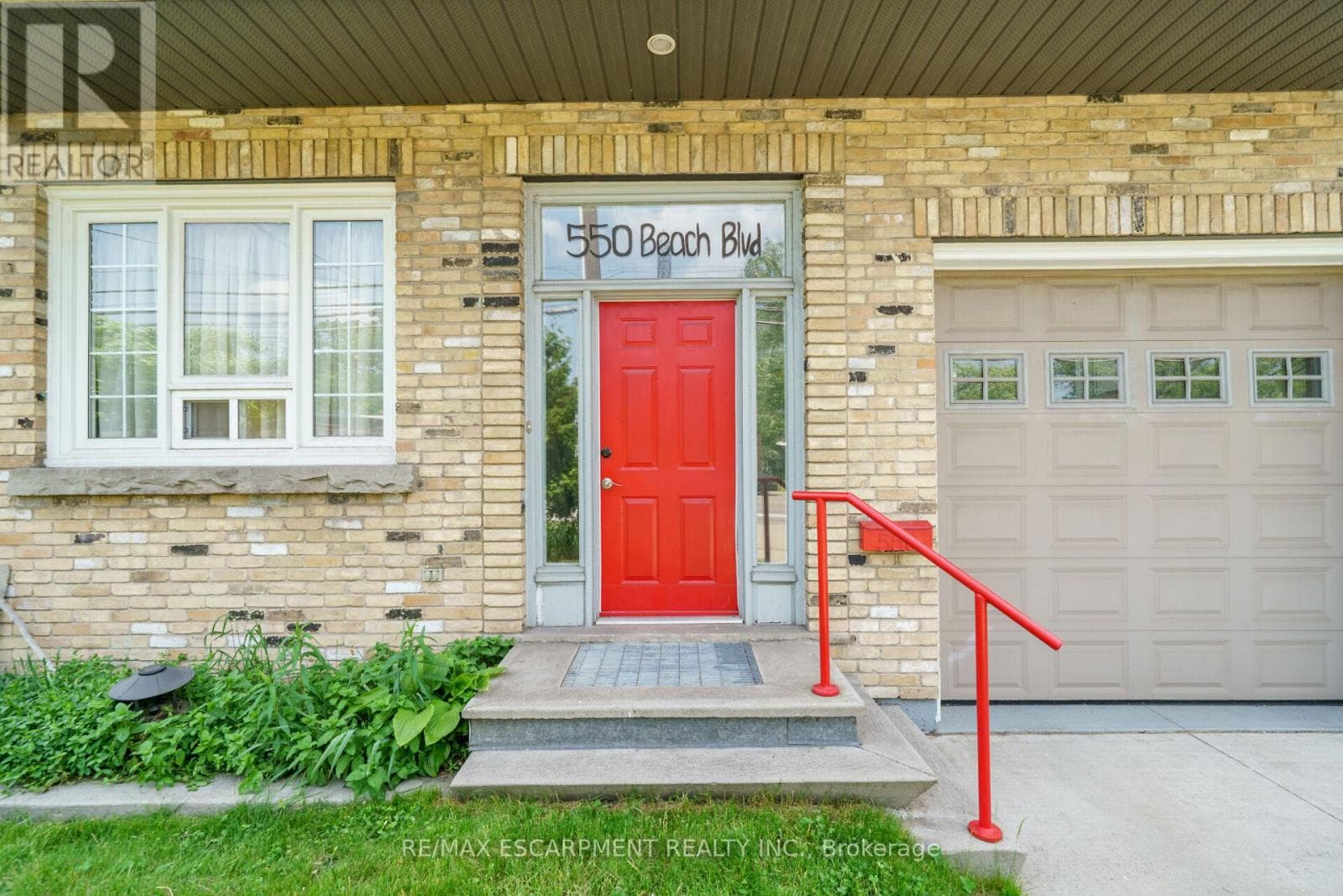 550 BEACH BOULEVARD, Toronto — photo 3