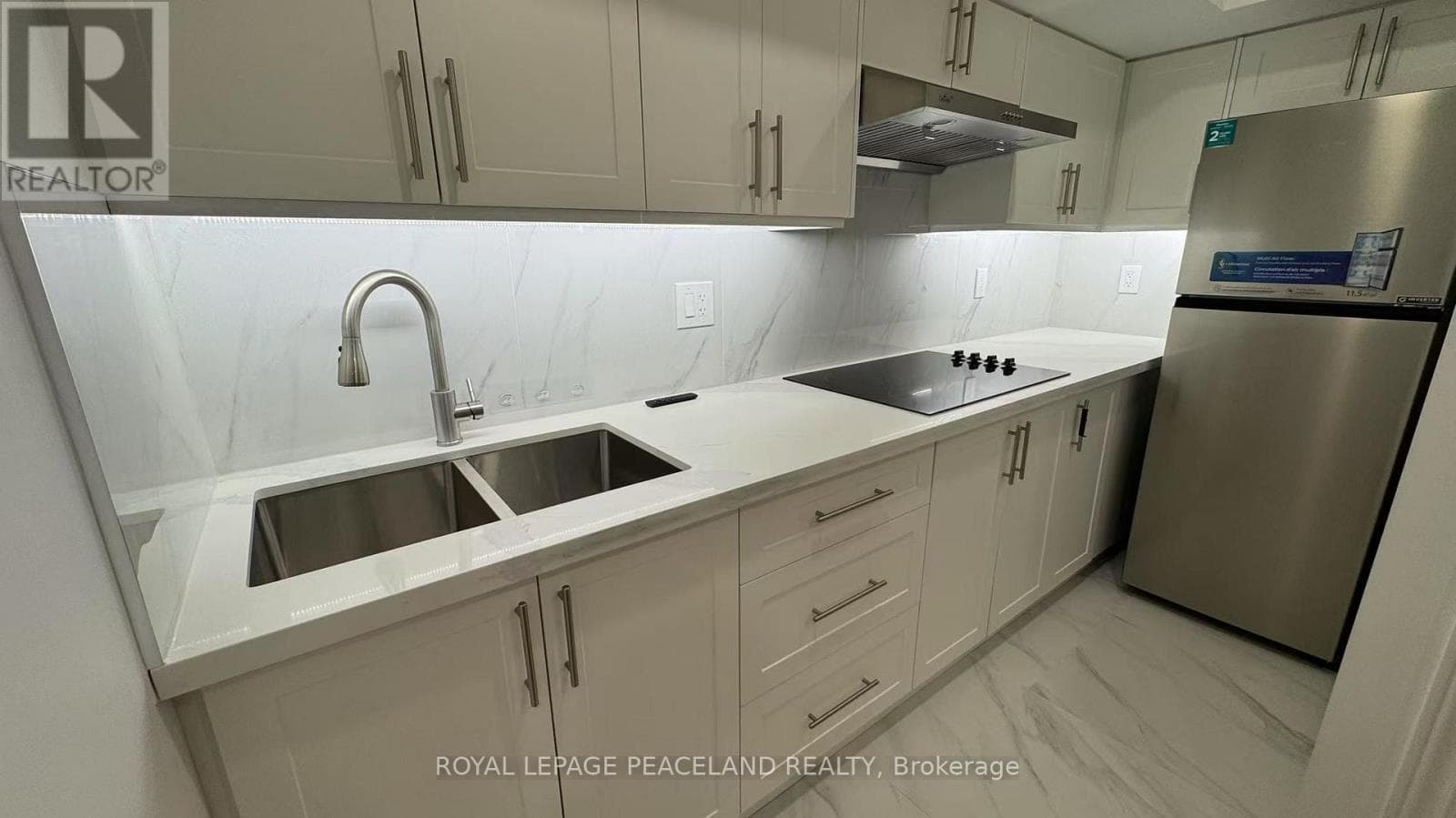 BASEMENT - 185 RUSTLE WOODS AVENUE, Toronto — photo 2