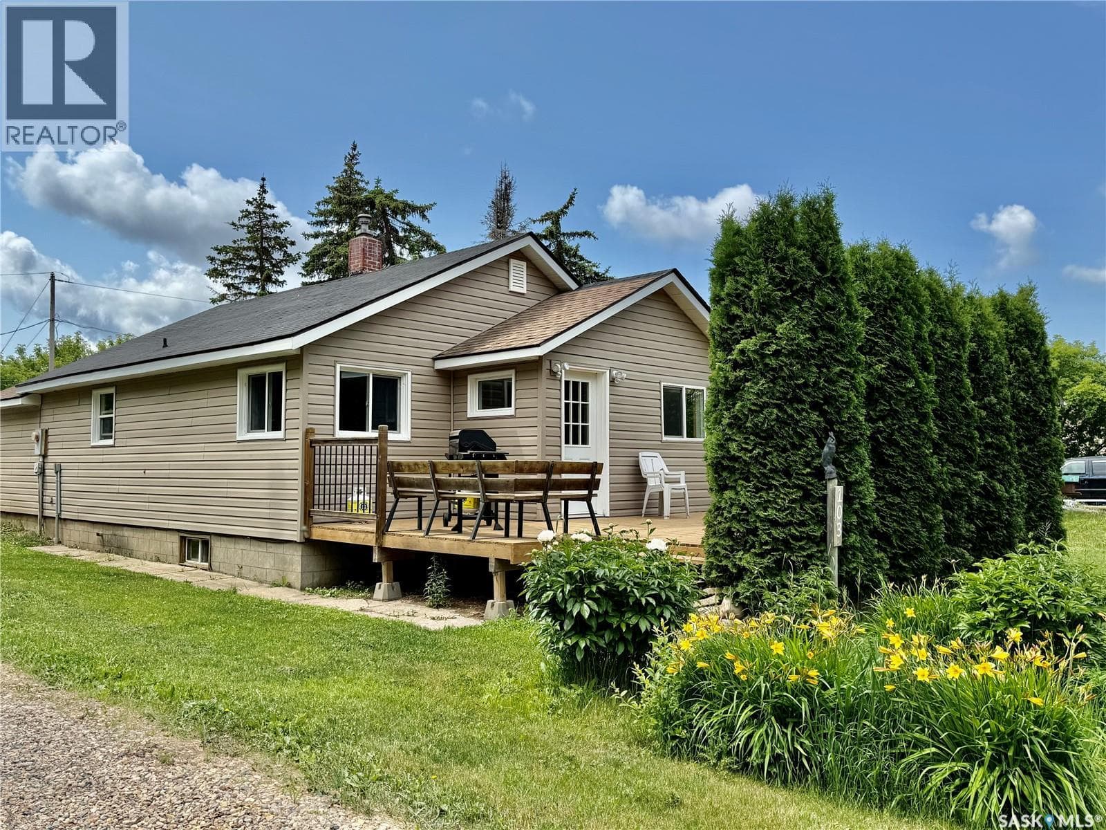 103 2ND AVENUE WEST in 