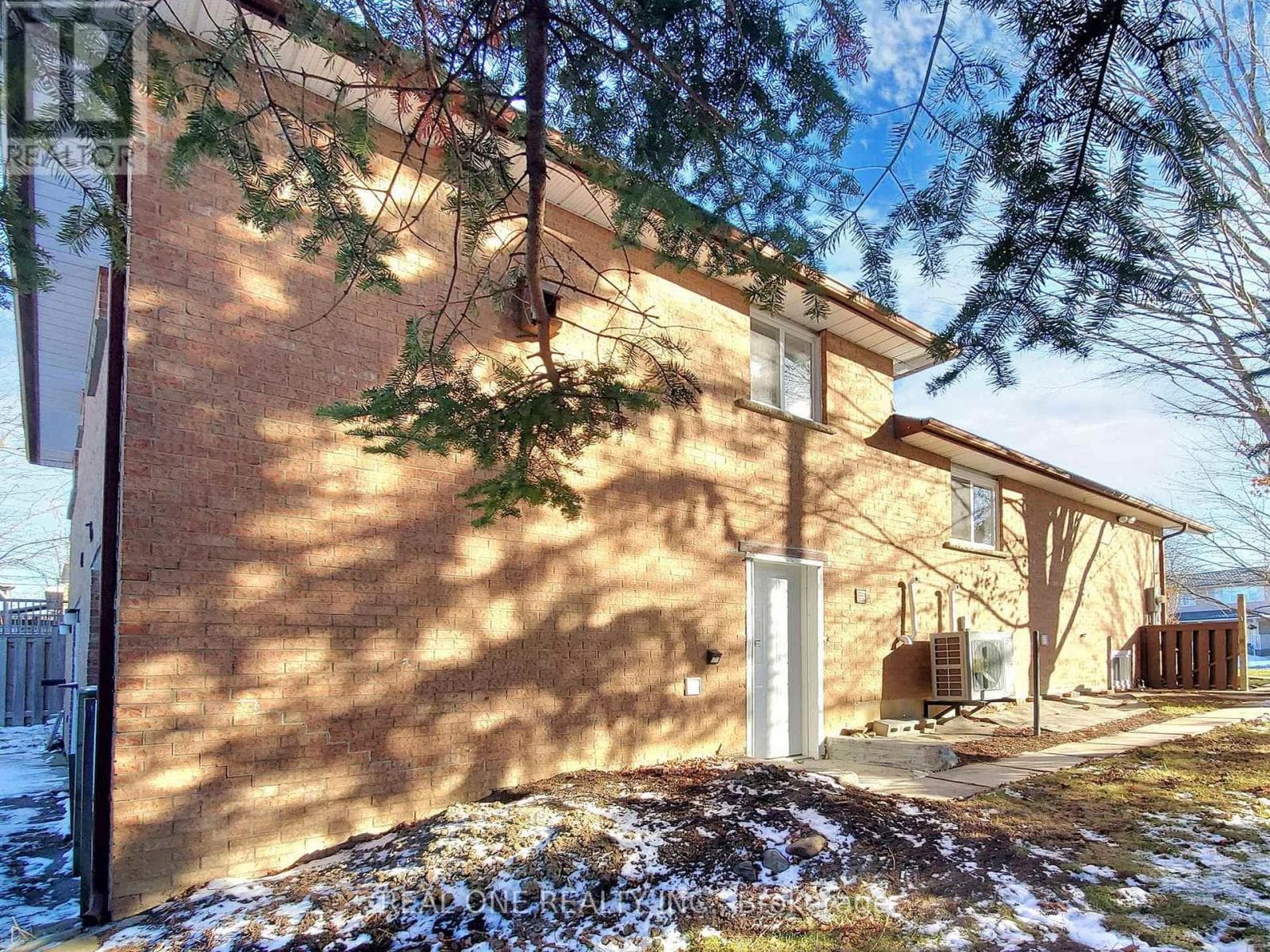 47 LOWE BOULEVARD — photo 2