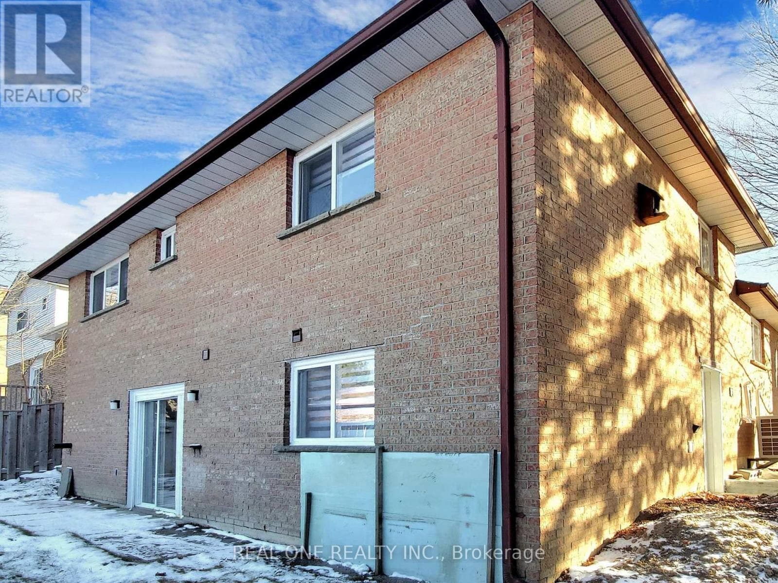 47 LOWE BOULEVARD — photo 5