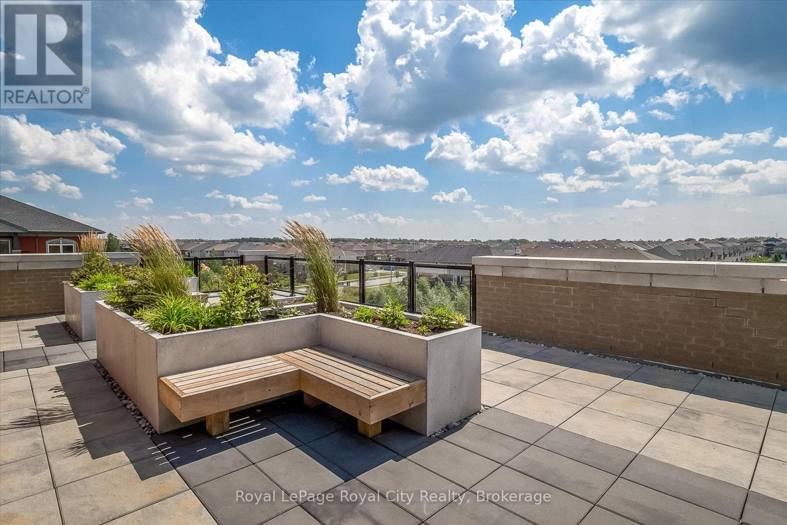 202 - 106 BARD BOULEVARD in 
